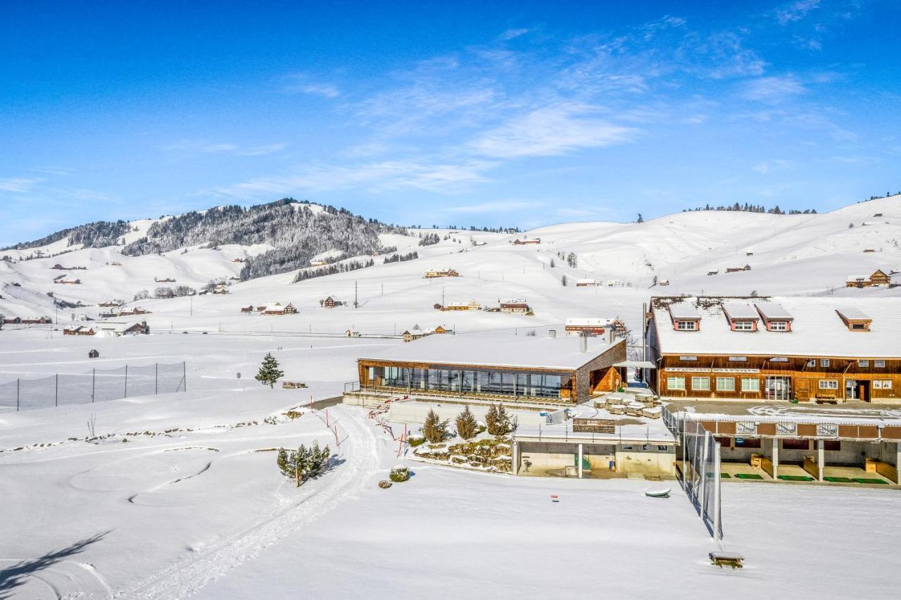 Swiss Mountain Golf-Restaurant Gonten Exterior photo